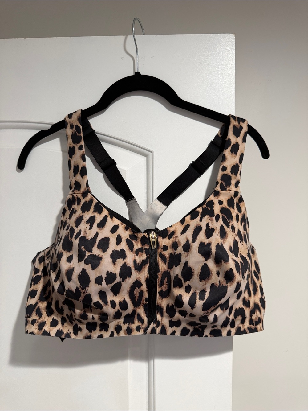 Victoria Secret High Impact Front-Close Sports Bra